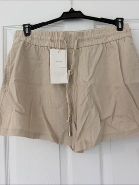 Zara Linen beige Drawstring Shorts, size large